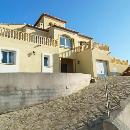 Villa Granadella *